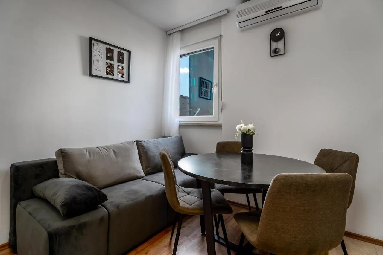 Comfortable Apartment Bila Split